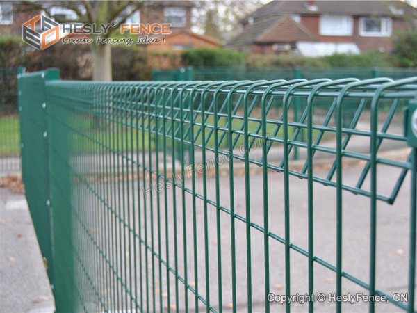 Roll Top Mesh Fence China Exporter